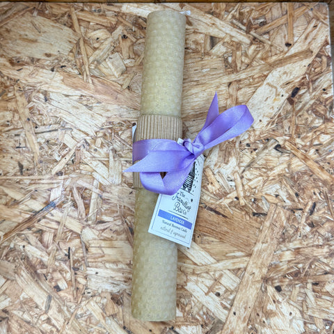Traveling Bee Lavender Beeswax Candle